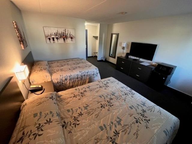 Kirkfield Motor Hotel Winnipeg Ngoại thất bức ảnh